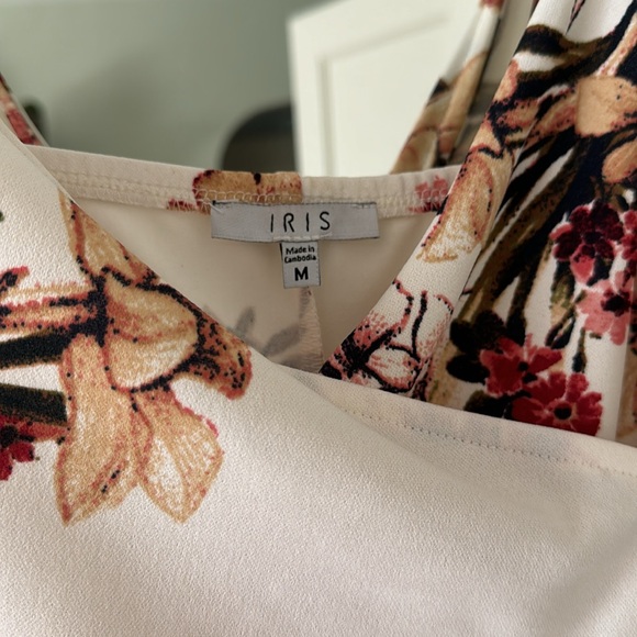 Floral asymmetrical cocktail dress - Picture 2 of 5